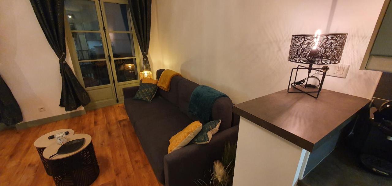 Les balcons de Dieppe - appartement 1ER étage - certifié 3 étoiles au cœur de la rue piétonne Esterno foto
